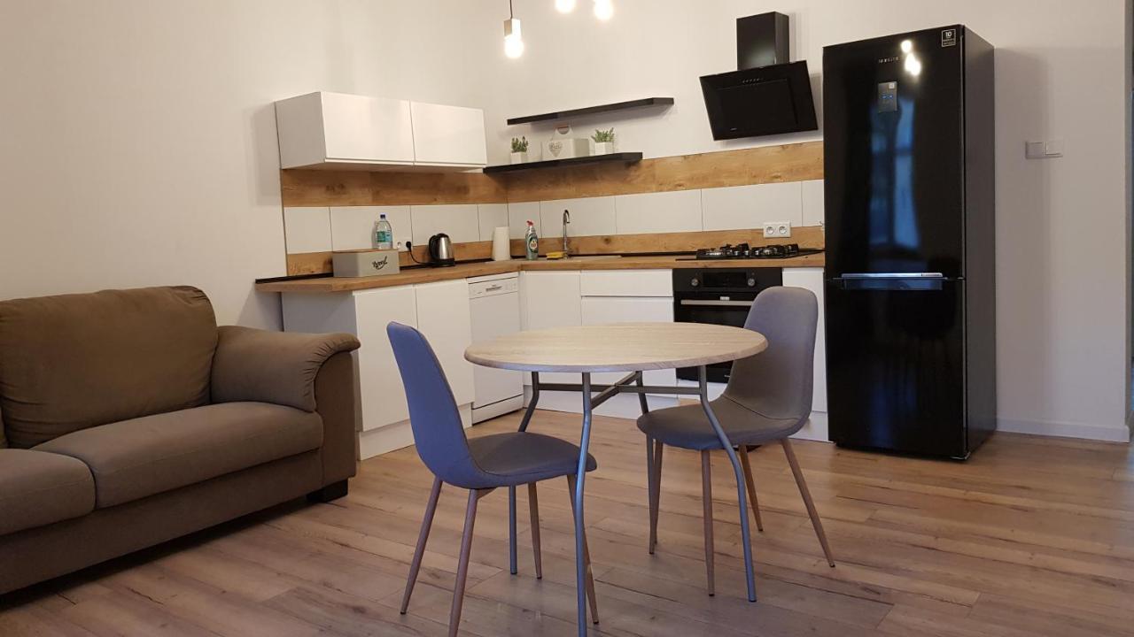 Avalon Apart 1 Legnica Dış mekan fotoğraf